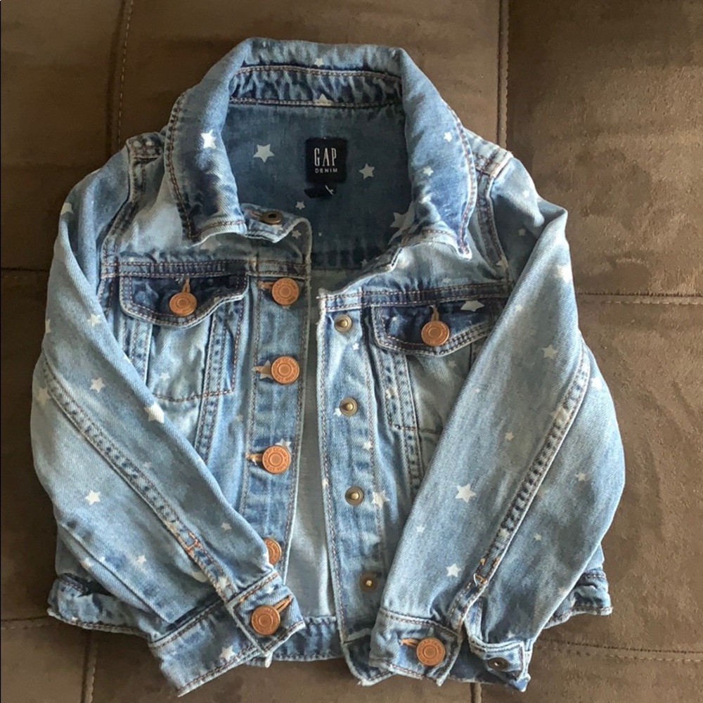 GAP: Denim jacket with star pattern